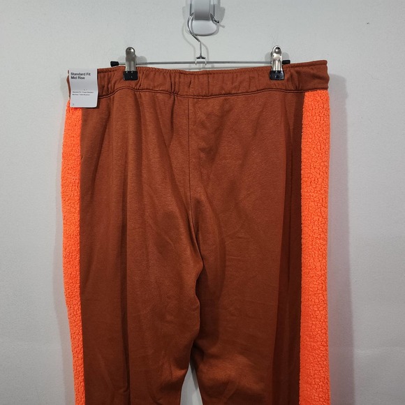 Nike Women's Sportswear Icon Clash Fleece Jogger Orange NEW DD5065-825 Size L - Picture 12 of 15